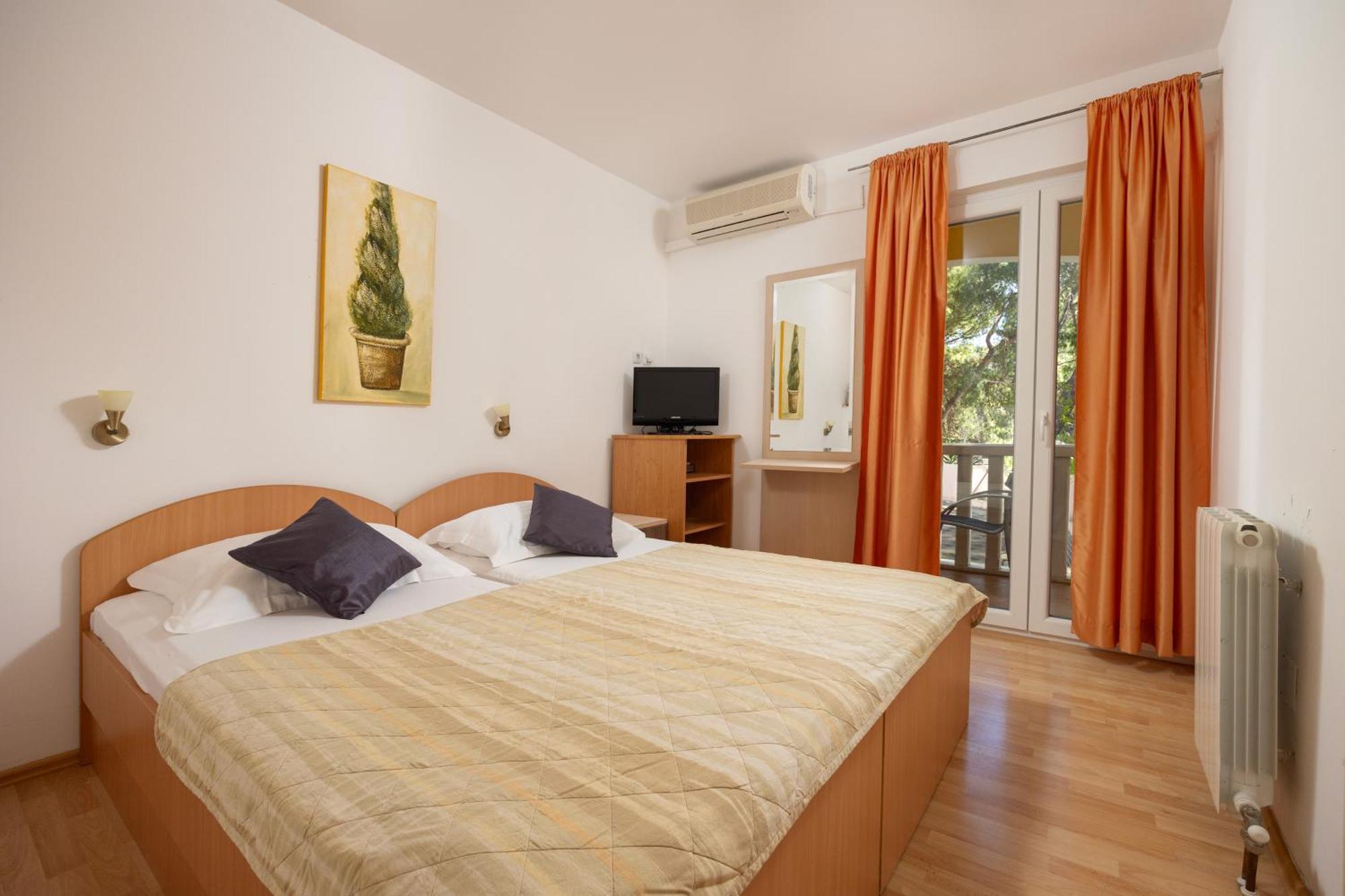 Premium Apartments - Lavica Beach Podstrana Luaran gambar