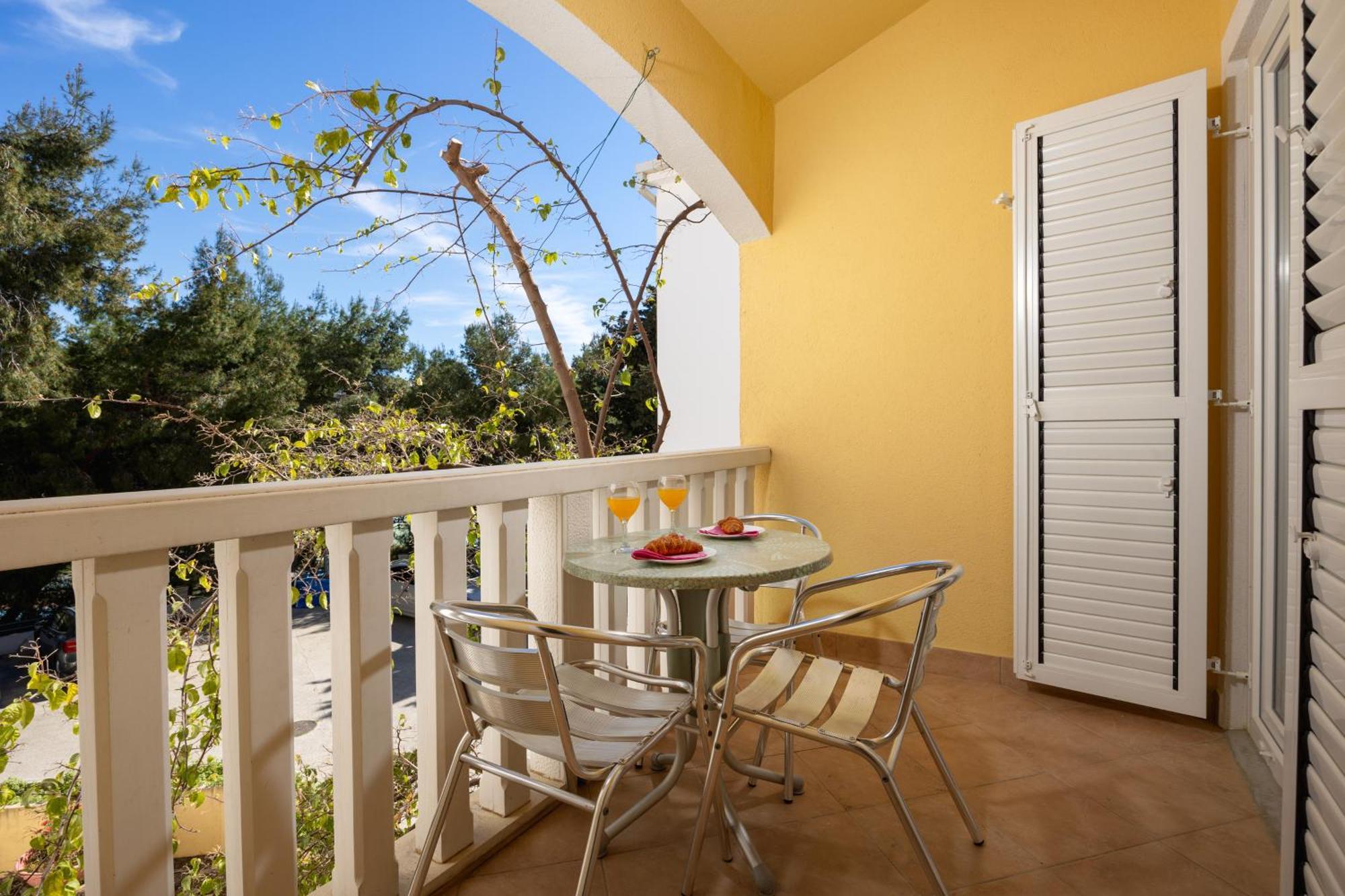 Premium Apartments - Lavica Beach Podstrana Luaran gambar