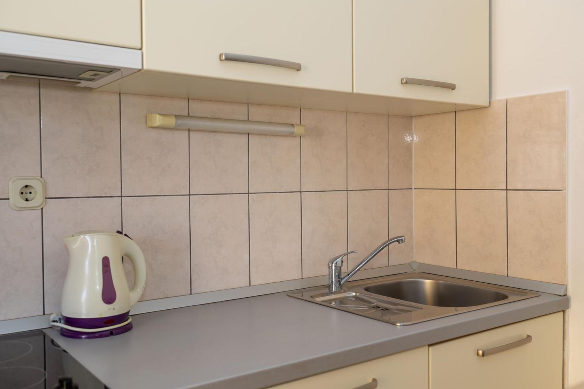 Premium Apartments - Lavica Beach Podstrana Bilik gambar
